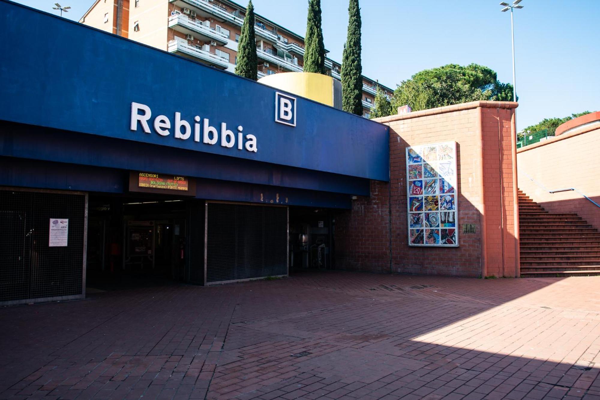 Rebibbia Guest Art Metro B Appartement Rome Buitenkant foto